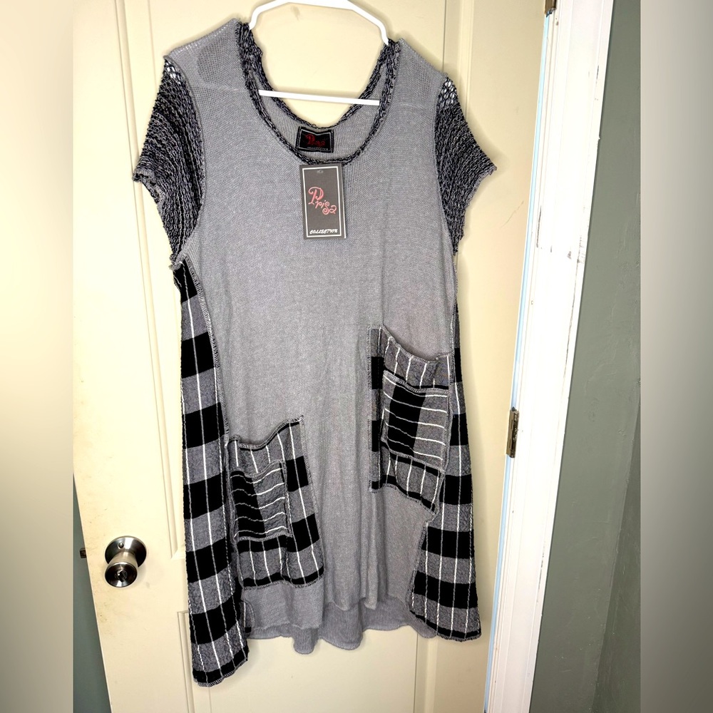 Prisa Collection Boho Lagenlook Gray and Black Plaid Pocket Dress O/S